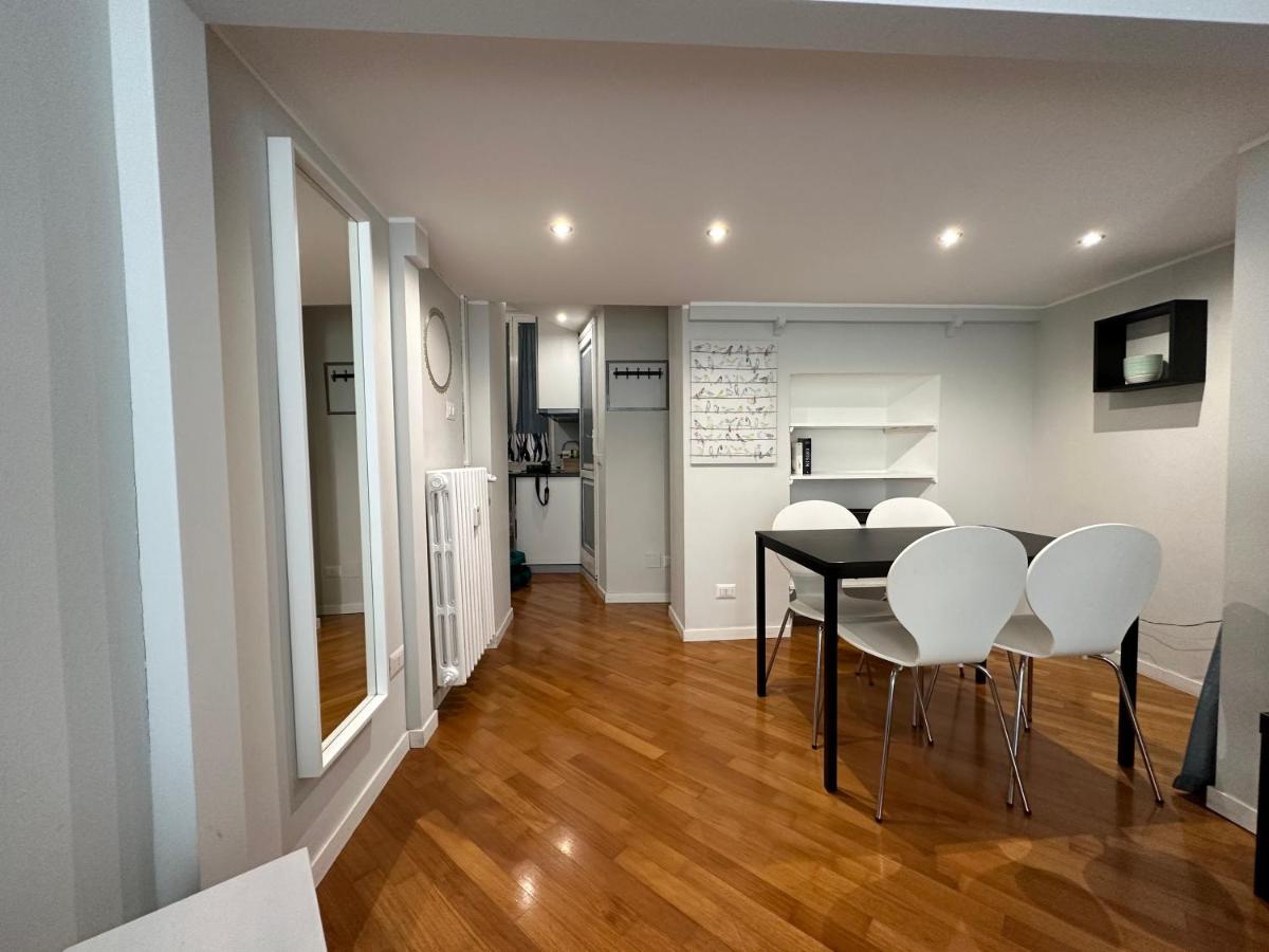 Lovely Flat In Early 20th Century Building Apartment Milan